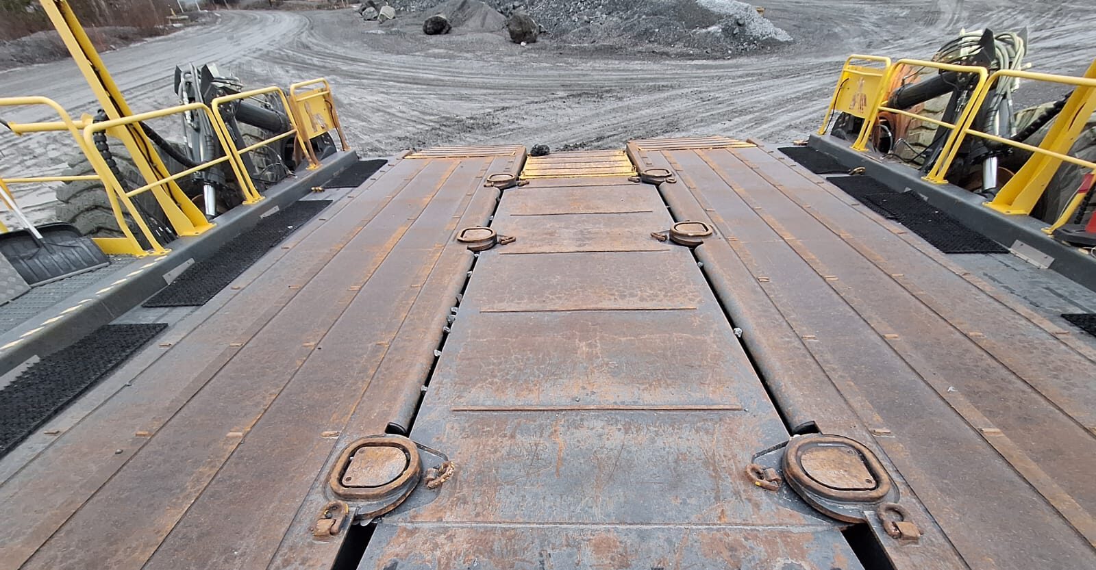 WhatsApp-Kuva-2025-12-06-klo-13.25.15_87137e29-aspect-ratio-1440-750